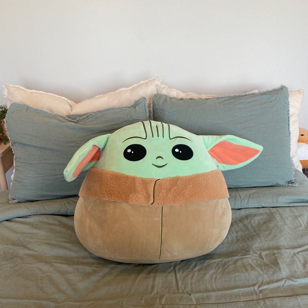 Jumbo 20in Squishmallow Baby Yoda